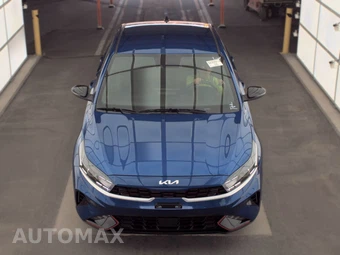 2024 Kia Forte GT-Line - miniatura 2