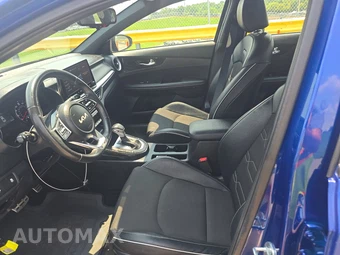 2024 Kia Forte GT-Line - miniatura 7