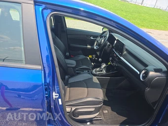 2024 Kia Forte GT-Line - miniatura 8