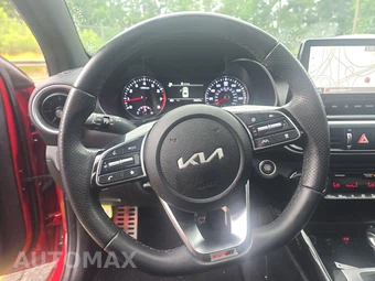2024 Kia Forte GT-Line - miniatura 10