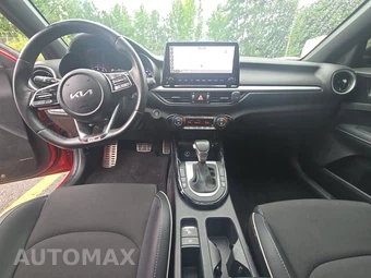 2024 Kia Forte GT-Line - miniatura 11