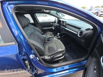 2024 Kia Forte GT-Line - miniatura 18