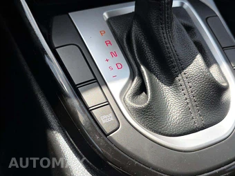 2024 Kia Forte GT-Line - miniatura 27