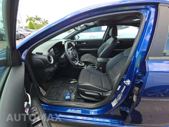 2024 Kia Forte GT-Line - miniatura 6