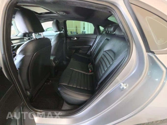 2024 Kia Forte GT-Line - miniatura 10