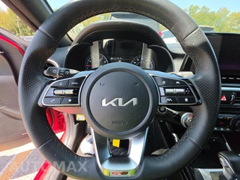 2024 Kia Forte GT-Line - miniatura 10