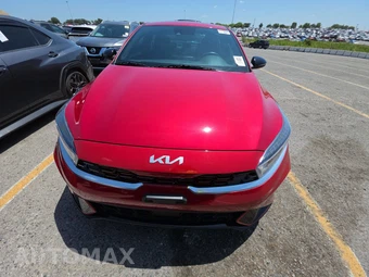 2024 Kia Forte GT-Line - miniatura 2