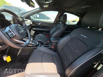 2024 Kia Forte GT-Line - miniatura 7