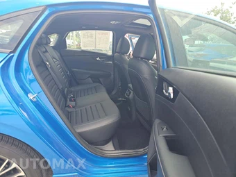 2024 Kia Forte GT-Line - miniatura 13