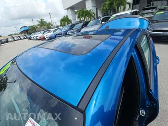 2024 Kia Forte GT-Line - miniatura 9