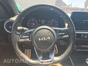 2024 Kia Forte GT-Line - miniatura 10