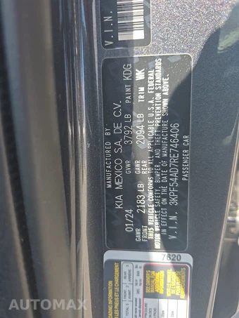 2024 Kia Forte GT-Line - miniatura 15