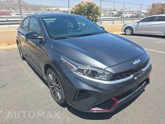 2024 Kia Forte GT-Line - miniatura 3