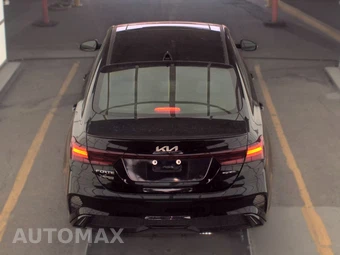 2024 Kia Forte GT-Line - miniatura 5