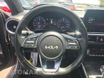 2024 Kia Forte GT-Line - miniatura 10