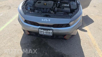 2024 Kia Forte GT-Line - miniatura 29