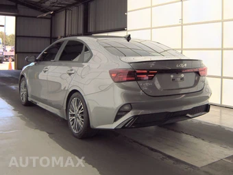 2024 Kia Forte GT-Line - miniatura 6