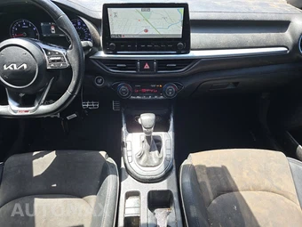 2024 Kia Forte GT-Line – miniatura 11