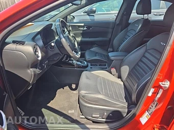 2024 Kia Forte GT-Line - miniatura 13