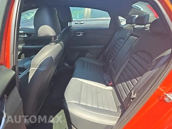 2024 Kia Forte GT-Line - miniatura 16