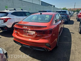 2024 Kia Forte GT-Line - miniatura 4