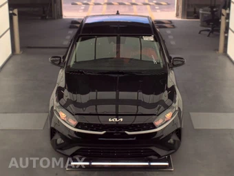 2024 Kia Forte LX - miniatura 2