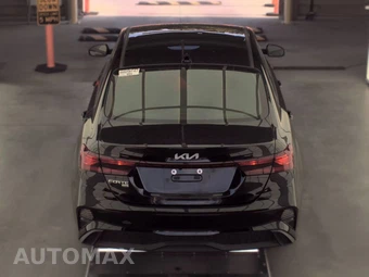 2024 Kia Forte LX - miniatura 5