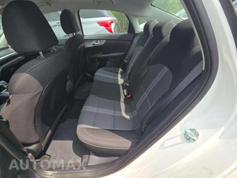 2024 Kia Forte LX - miniatura 13