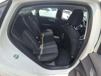 2024 Kia Forte LX - miniatura 16