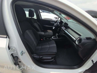 2024 Kia Forte LX - miniatura 18