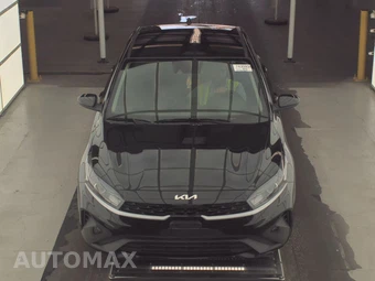 2024 Kia Forte LX - miniatura 2