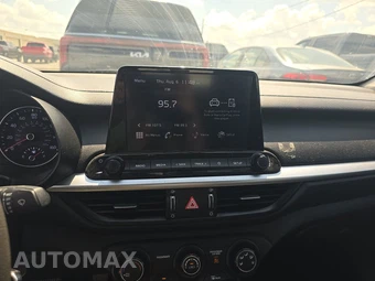 2024 Kia Forte LXS - miniatura 11