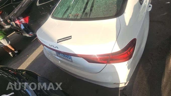 2024 Kia Forte LXS - miniatura 21