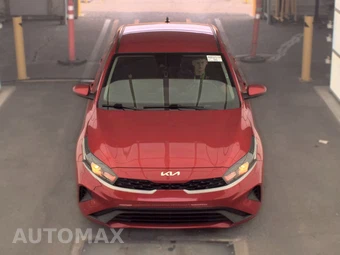 2024 Kia Forte LXS – miniatura 2