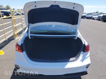 2024 Kia Forte LXS - miniatura 17