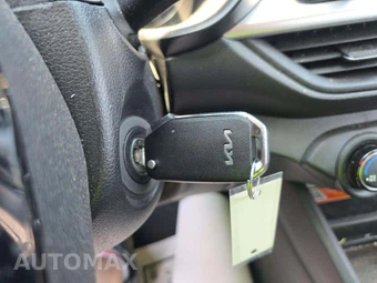 2024 Kia Forte LXS – miniatura 5