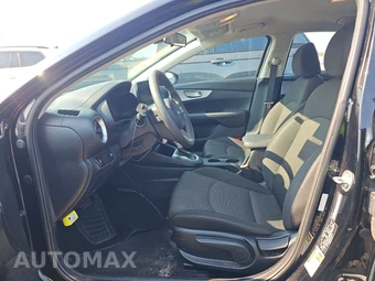 2024 Kia Forte LXS - miniatura 7