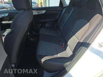 2024 Kia Forte LXS – miniatura 14