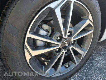 2024 Kia Forte LXS – miniatura 23