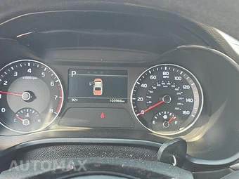 2024 Kia Forte LXS - miniatura 12