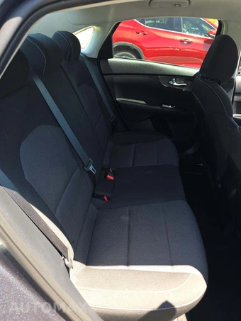 2024 Kia Forte LXS - miniatura 16