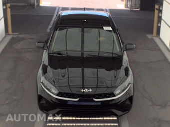 2024 Kia Forte LXS – miniatura 2