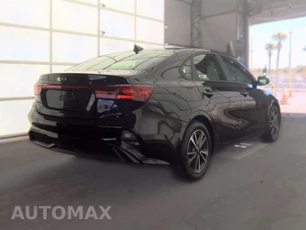 2024 Kia Forte LXS – miniatura 4