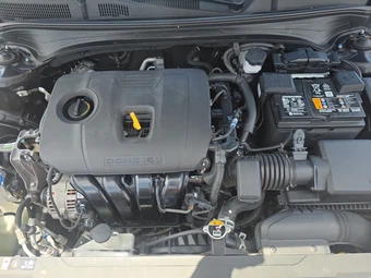 2024 Kia Forte LXS – miniatura 15