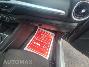 2024 Kia Forte LXS – miniatura 16