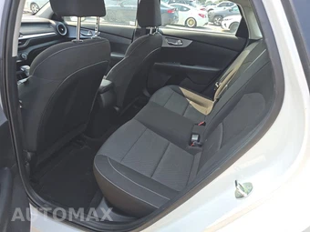2024 Kia Forte LXS - miniatura 13