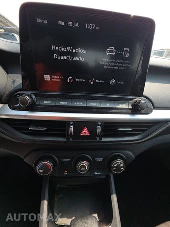 2024 Kia Forte LXS - miniatura 11