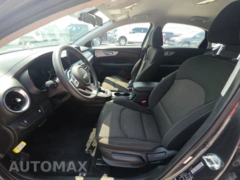 2024 Kia Forte LXS - miniatura 7