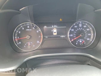 2024 Kia Forte LXS - miniatura 12