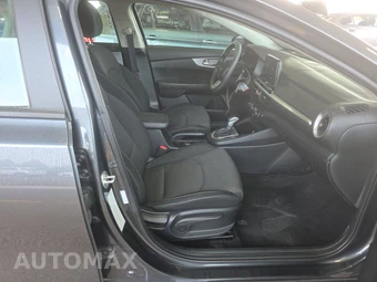 2024 Kia Forte LXS - miniatura 8
